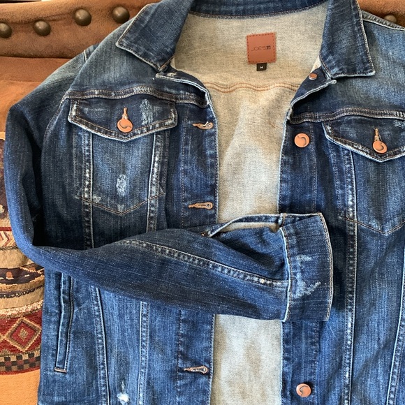 Joe Jean Distressed Jean Jacket Denim Dark Blue Brass Button Sz M - Picture 5 of 11